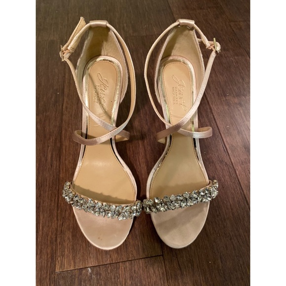 Badgley Mischka Heels - Picture 2 of 5